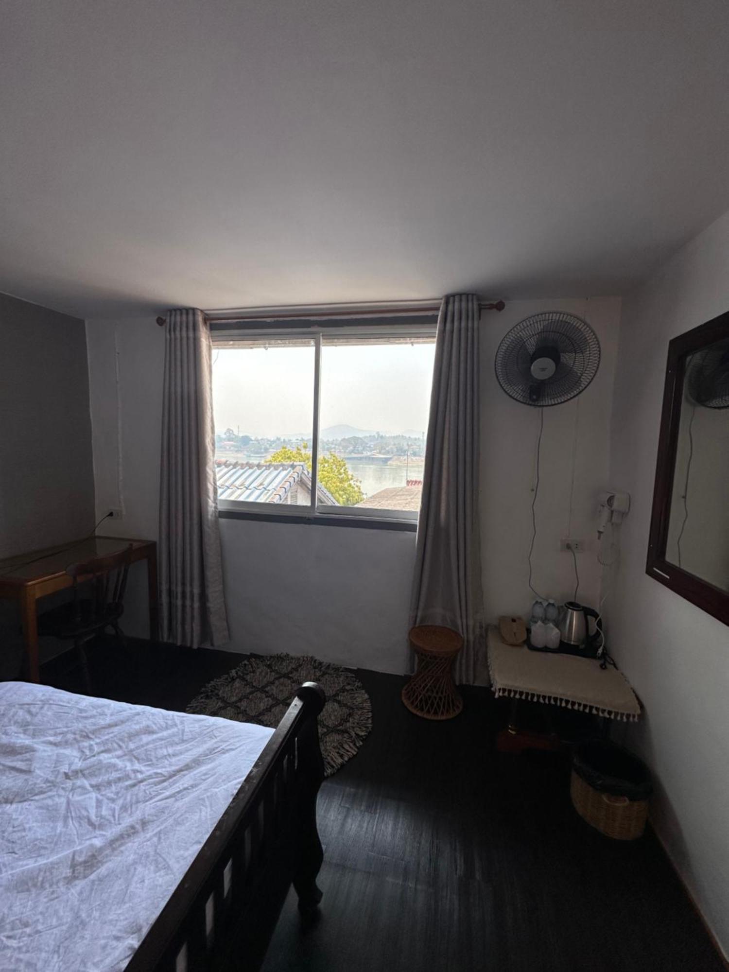 Thadan Guest House Ban Houayxay Zewnętrze zdjęcie